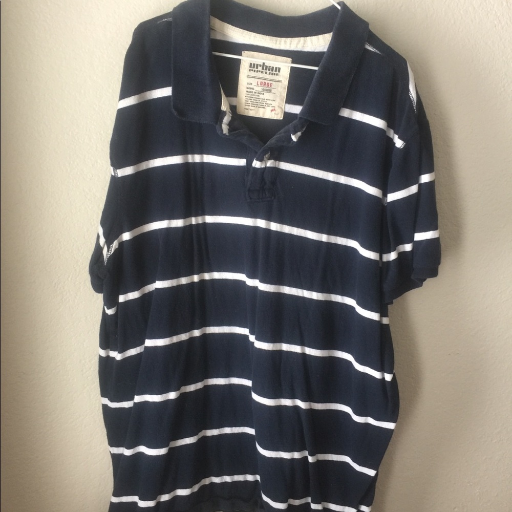 Lot of men’s shirt-hold